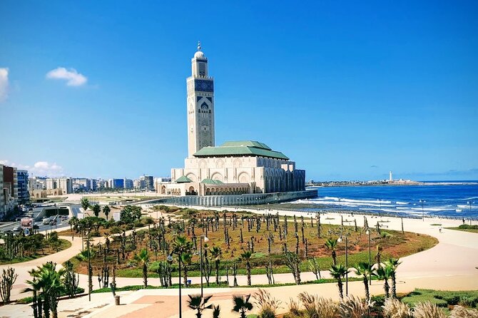 Private Guided Tour of Casablanca Including Mosque Entrance - Muhammad V Square, United Nations Square, and the pigeon factor