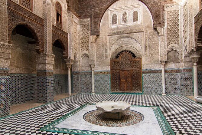 Private guided tour of Fez with lunch from Casablanca - Kairaouine Mosque and University: Where Education Was Central