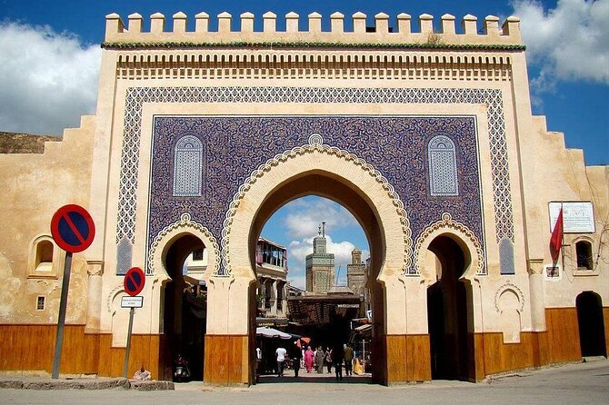 Private Guided Walking Tour in Fez Medina - Bou Inania Medersa: Marinid architecture in the real world