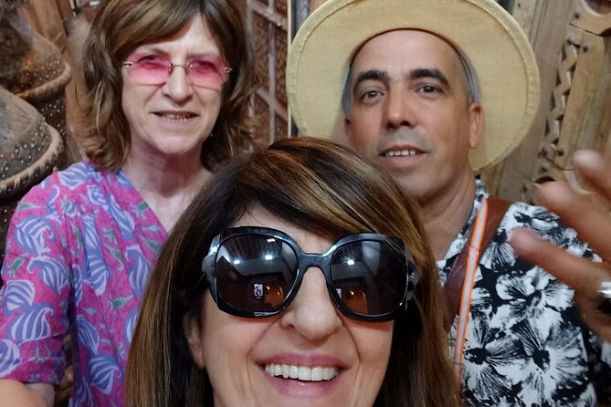 Private Historical Guided Tour in Marrakech - The meeting point, timing windows, and what the schedule really means
