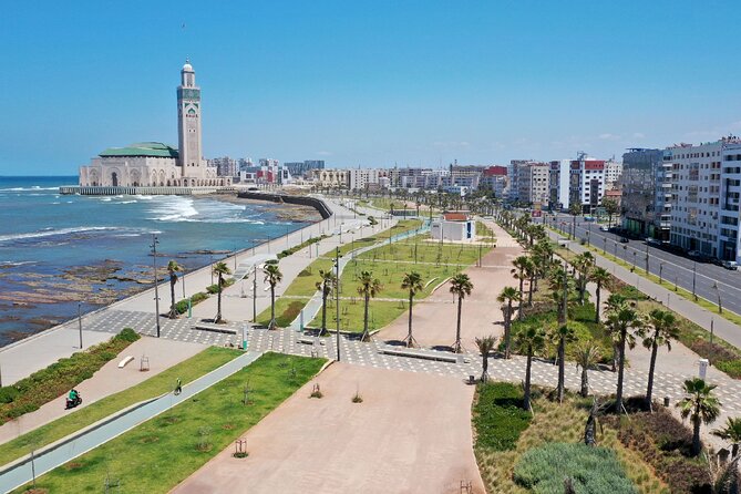 Private Tour of Casablanca with Hassan II Mosque Entry Ticket - Mohammed V and United Nations Square: squares that tell stories