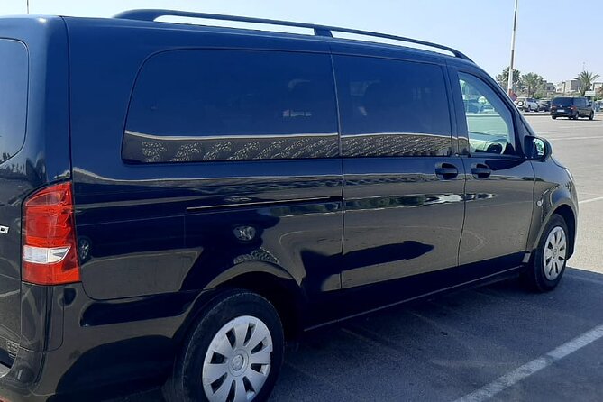 Private Transfer - Marrakech Menara airport (RAK) - Where you meet your driver, and how to find them fast