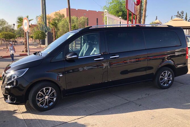 Private Transfer - Marrakech Menara airport (RAK) - Air-conditioned comfort for a short ride that still matters