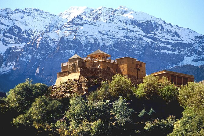 Private Valley and Atlas Mountain Tour in Marrakech - Getting out of Marrakech fast, with a driver that knows the route