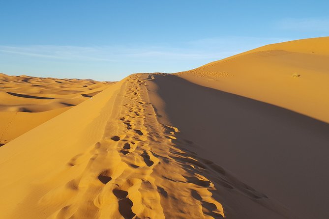 Sahara Adventure in 4 days - Day 2 Todra Gorge to Merzouga: short mountain walks and a true desert sunset