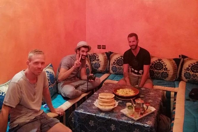 Sandboarding guided experience from Agadir - Berber family breakfast and mint tea, the real cultural anchor