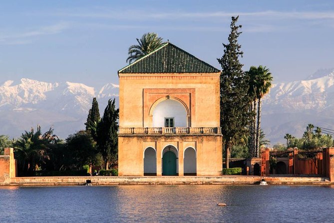 Shuttle from Marrakech airport to hotels // riads medina - Who This Shuttle Fits Best