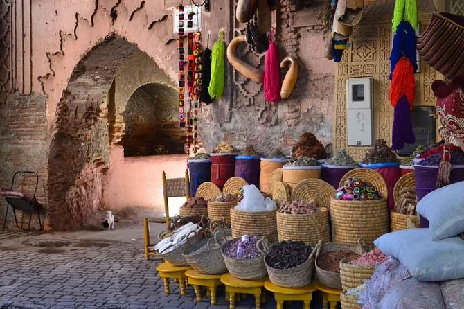 Souks Shopping Tours - Souq Sammarine and craft stops, from workshops to hands-on moments