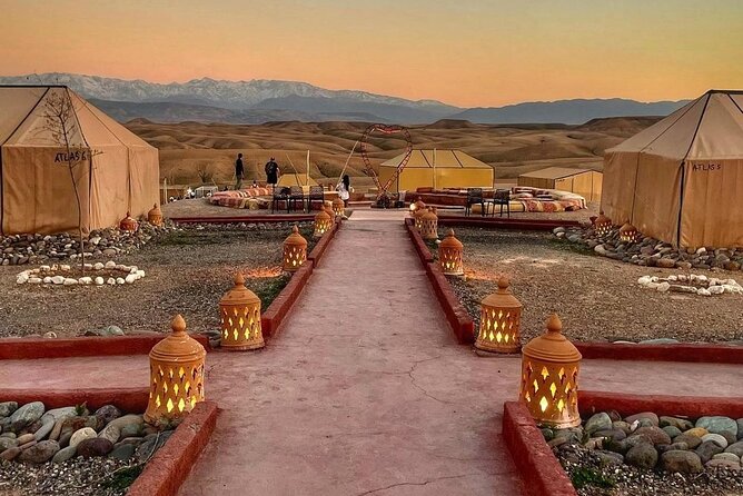 Sunset views with dinner show and came ride tour - Who should book this Agafay Desert sunset dinner show?