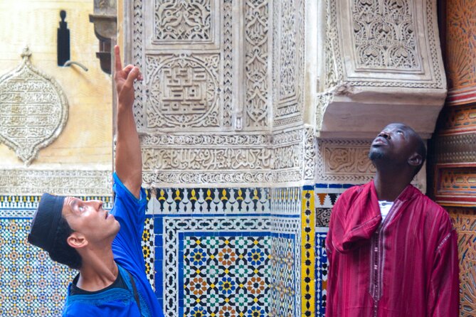 Tour guide in the old city of Fez - Al-Attarine Madrasa and Souk Attarine: Architecture Meets Fragrance
