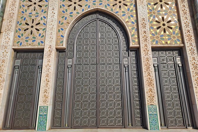 Tour of Casablanca from cruise or hotels, guided tour. - Notre Dame de Monts, the modern cathedral surprise with a Marian cave