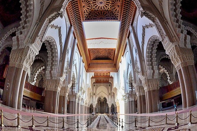 Tour of Casablanca from cruise or hotels, guided tour. - Marché Central Casablanca, busy market energy with local life