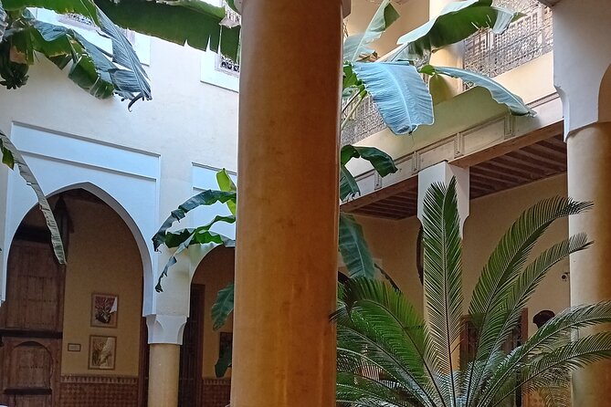 tour of marrakech-medina, souks, secret gardens,Madrassa& stories - How the Ahmed-guided pacing changes the whole day
