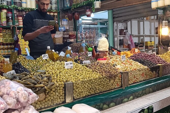 Traditional Souks Shopping Private Tour in Casablanca - Old Medina and Habous: The Shopping Mix You’re Paying For