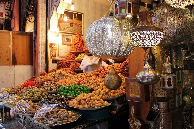 Traditional Souks Shopping Private Tour in Casablanca - Price and Logistics: What $40.71 Per Person Really Covers
