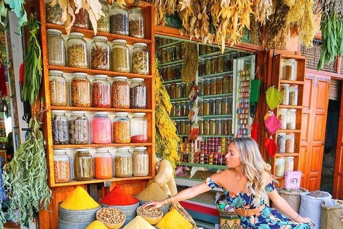 Visit of the Souks and Historical Monuments of Marrakech - Timing, attire, and how to get comfortable in Marrakech fast